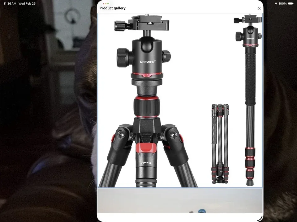 Neewer Carbon Fiber tripod image 2